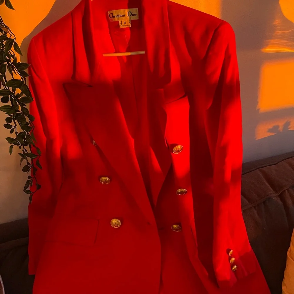 CHRISTIAN DIOR double breasted BLAZER WITH GOLD BUTTON SIZE 6🔥